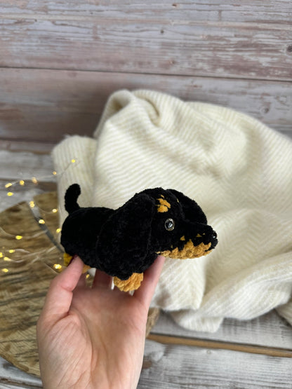 Dachshund Crochet Plush, Amigurumi Wiener Dog, Handmade Sausage Dog, Dachshund Decor, Gift for Dachshund Lover