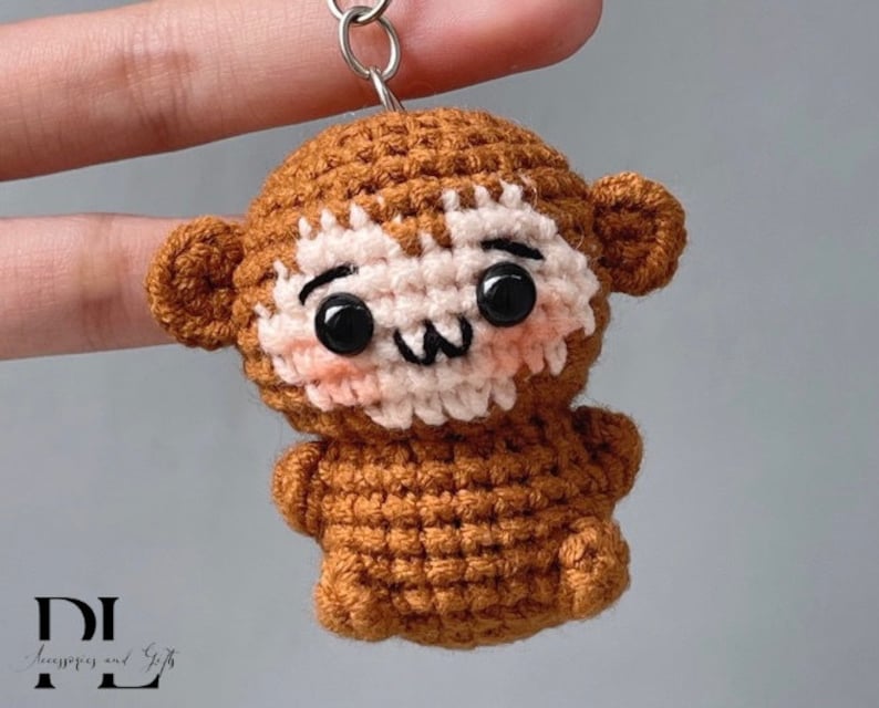 Crochet Monkey With Banana Keychain, Amigurumi Monkey, Crochet Baby Monkey Plush Toy Keychain, Monkey Stuffed Animal, Monkey Cute Gifts