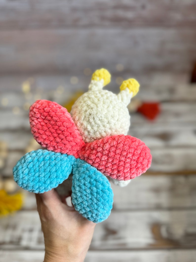 Crochet Butterfly Amigurumi Figure, Handmade Butterfly Decor, Butterfly Collector Gift, Nature Collectible, Insect Lover Gift
