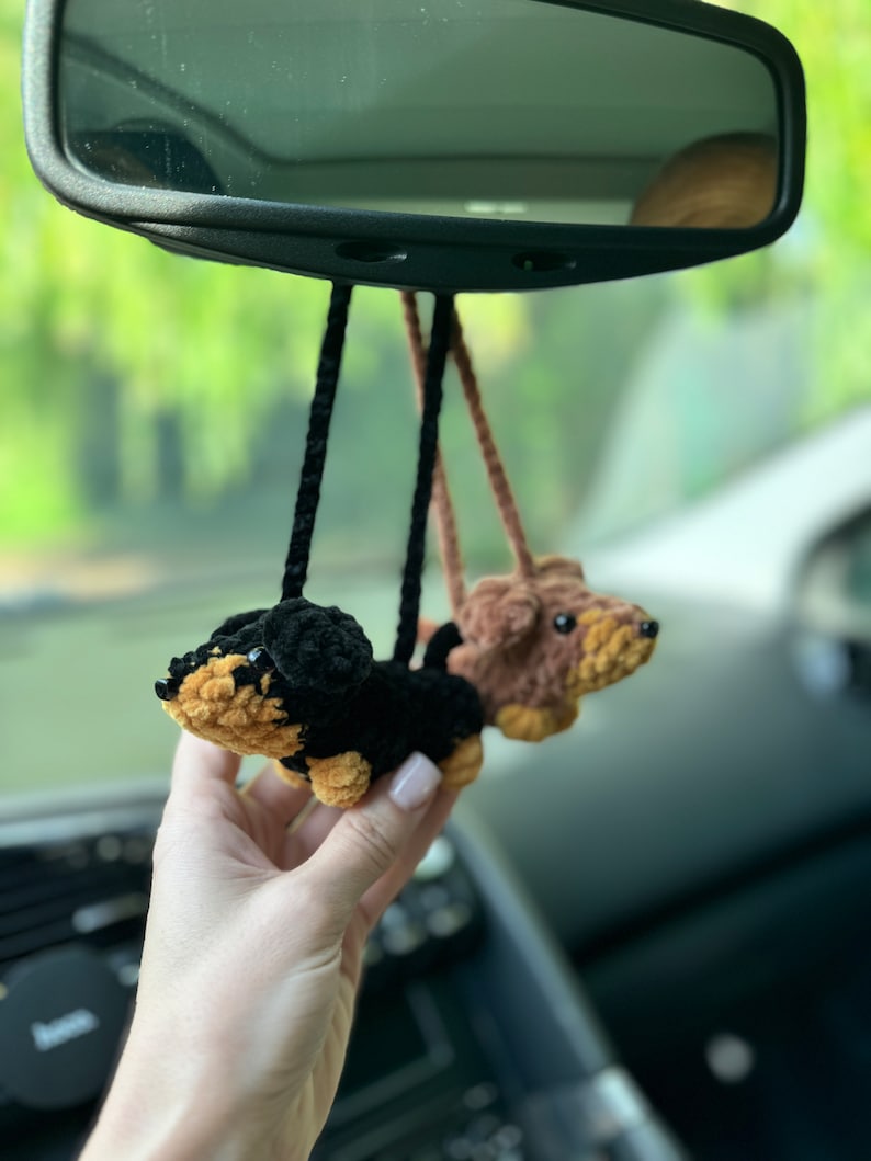 Crochet Dachshund Car Mirror Charm, Wiener Dog Rear View Mirror Hanging, Sausage Dog, Cute Doxie Gift for Dog Lovers