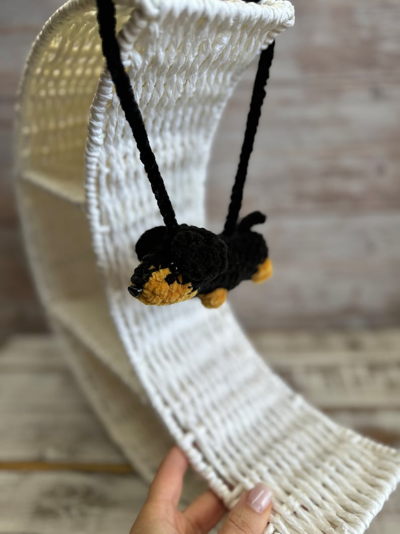 Crochet Dachshund Car Mirror Charm, Wiener Dog Rear View Mirror Hanging, Sausage Dog, Cute Doxie Gift for Dog Lovers