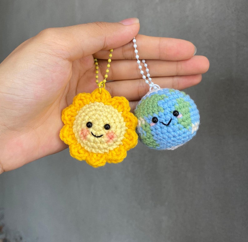 Crochet Earth And Sun Keychain, Sun And Earth Amigurumi, Mini Earth Sun Plushie, Couple Keychain, Bag Charm Backpack Accessory