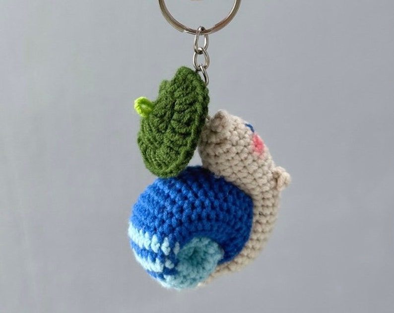 Handmade Baby Snail Crochet Keychain, Mini Snail Crochet Plush Plushie Toy, Amigurumi Snail Stuffed Toy, Cute Snail Gifts, Backpack Keychain