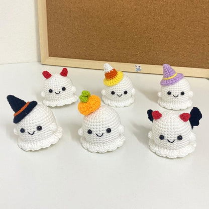 Crochet Ghost Keychain, Cute Halloween Ghost, Little Ghost Amigurumi Plushie, Pumpkin Witchy Evil Ghosts, Halloween Gift, Halloween Decor