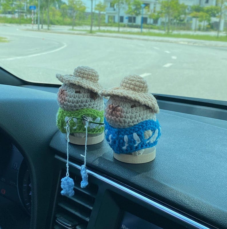 Crochet Capybara Fishing Car Dashboard, Kawaii Capybara Car Decoration, Cute Capybara Car Accessories, Capybara Gifts