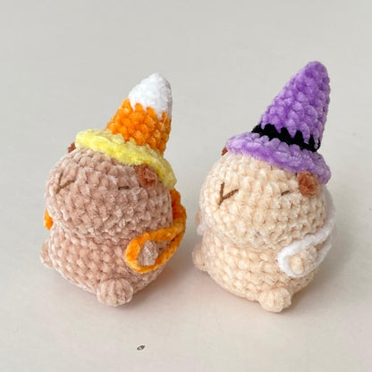 Crochet Capybara Themed Halloween Fall Keychain, Amigurumi Capybara, Capybara With Bag Plush Toy Keychains, Mini Capybara Halloween Gifts