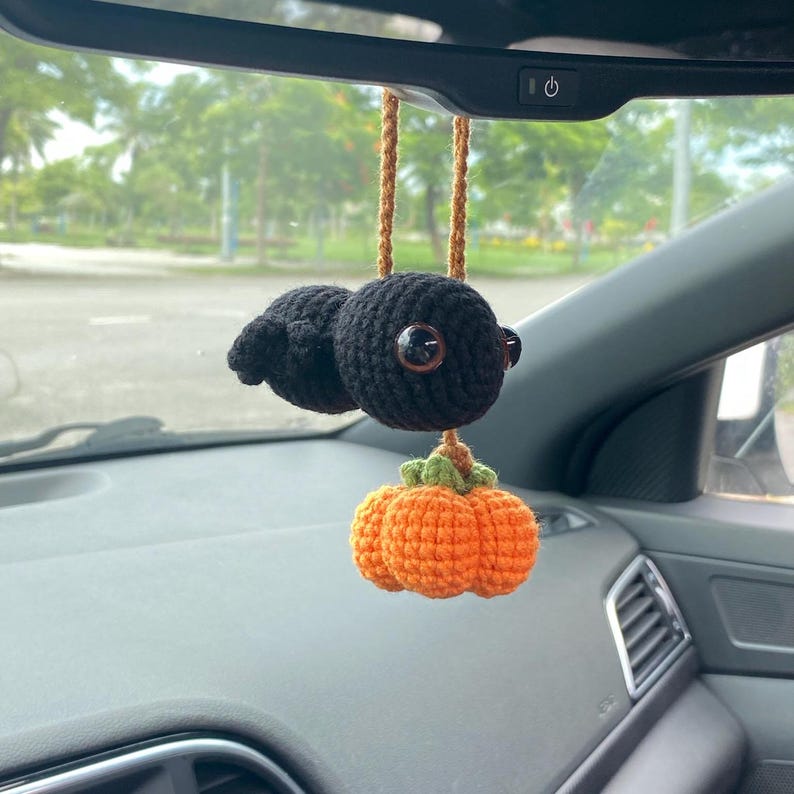 Crochet Spider And Pumpkin Car Charm Spooky, Spider Pumpkin Rear View Mirror Ornament, Fall Halloween Car Accessories Halloween Car Decor