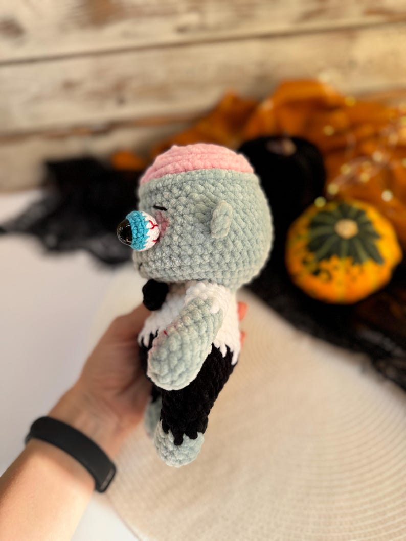 Crochet Zombie Figure, Handmade Halloween Decor, Cute Zombie Character, Spooky Gothic Decoration, Halloween Collectible, Horror Lover Gift