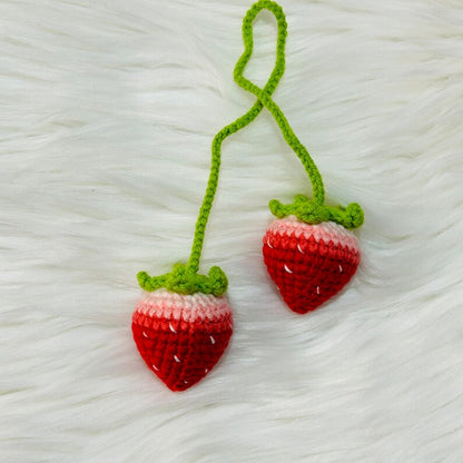 Handmade crochet Strawberry Car Mirror Hanging Teens Interior Rear View Mirror Flower Decor Cute Accessories for Women Charm Fruit