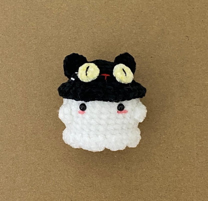 Handmade Crochet Amigurumi Mini Ghost With Bucket Hats Keychain, Cute Ghost Stuffed Plush Plushie, Fall Halloween Decor, Halloween Gifts