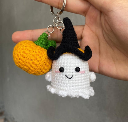 Crochet Ghost Witch Hat Pumpkin Keychain, Amigurumi Ghost Pumpkin, Ghost Pumpkin Plushie Toy Keychain, Halloween Decor, Halloween Gifts