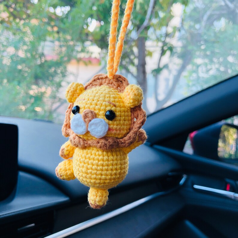 Cute animal Car Mirror Hanging Interior Rear View Mirror Flower Lion Car Accessories Crochet Toy for Women
