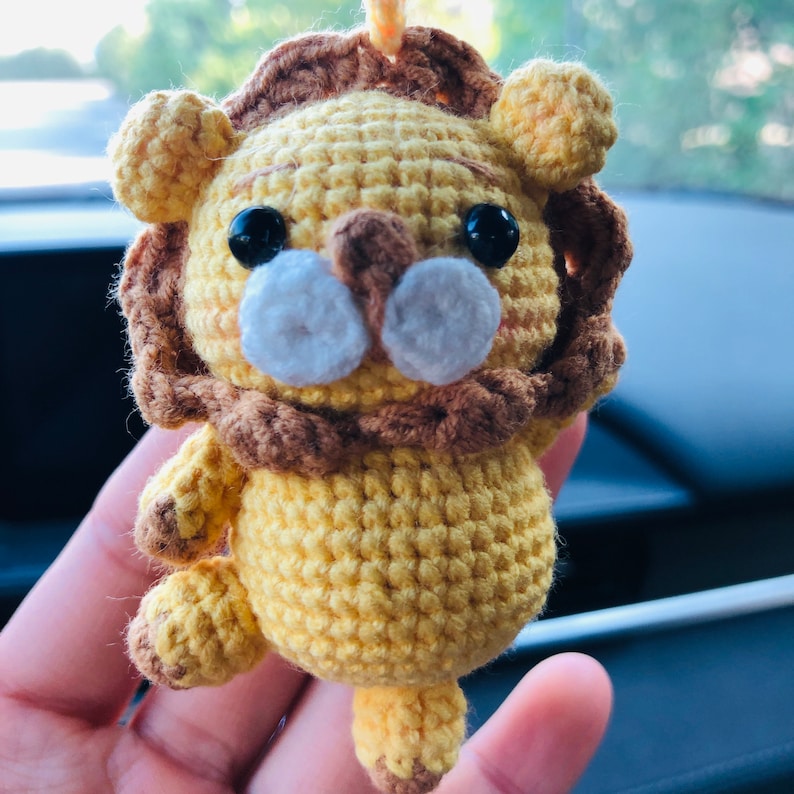 Cute animal Car Mirror Hanging Interior Rear View Mirror Flower Lion Car Accessories Crochet Toy for Women
