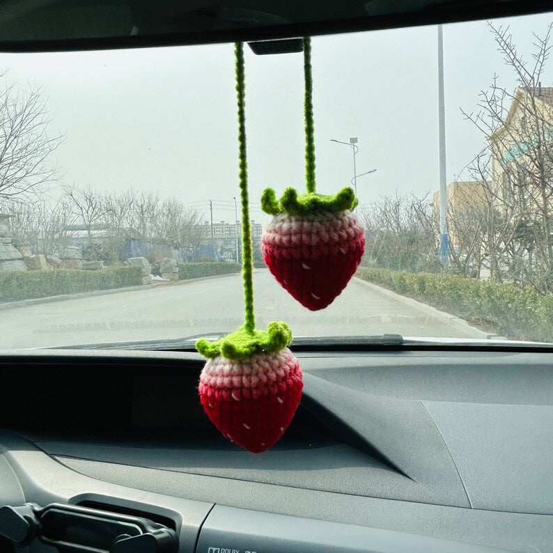 Handmade crochet Strawberry Car Mirror Hanging Teens Interior Rear View Mirror Flower Decor Cute Accessories for Women Charm Fruit
