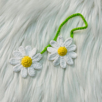Handmade crochet daisy Car Mirror Hanging Accessories cute Charm flower Teens Interior Rear View Mirror Flower Decor for Women