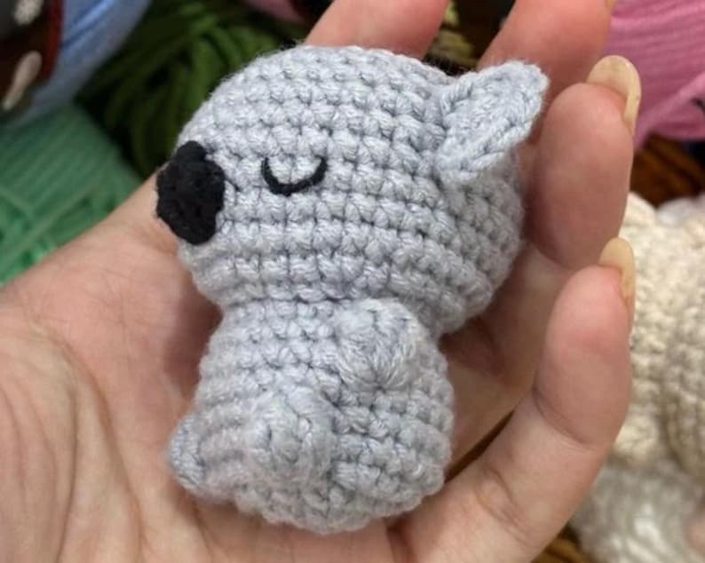 Handmade Cute Koala Crochet Keychain, Amigurumi Koala, Crochet Mini Koala Plush Plushie Toy Keychain, Baby Koala Cute Gifts, Cute Bag Charm