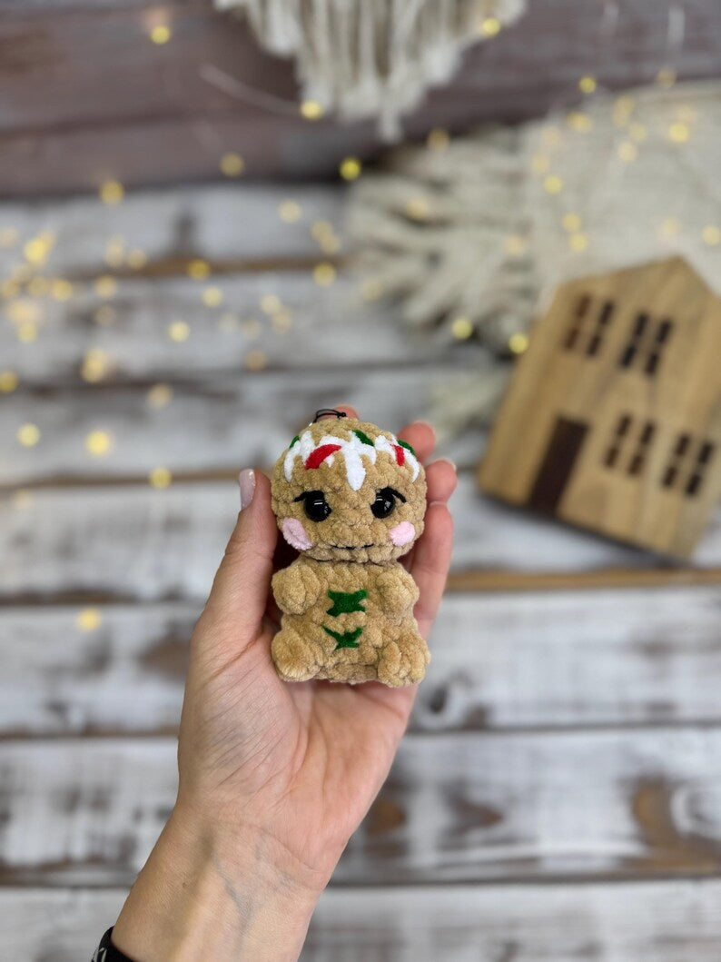 Christmas сar charm rear view mirror / Santa Claus Grinch Snowman Gingerbread man Deer crochet car hanger decor / Christmas gift