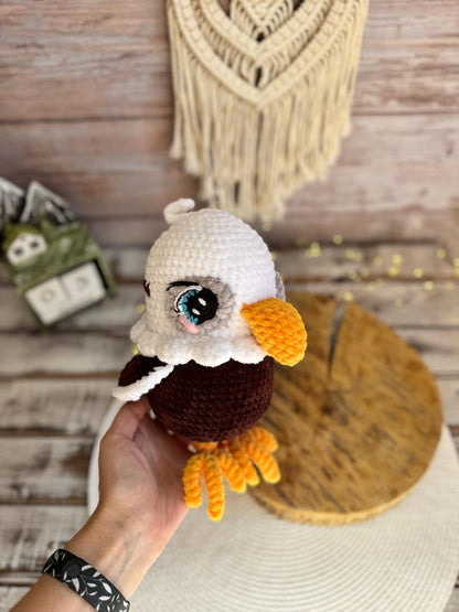 Crochet Bald Eagle Amigurumi Figure, Handmade Eagle Decor, Patriotic Collectible, USA Gift, Bird Lover Gift
