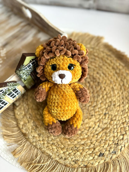 Personalized Lion Decor, Custom Name Crochet Lion Ornament, Safari Animal Collectible, Handmade Shelf Decor, Lion Lover Gift