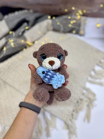 Crochet Otter Plush with Fish, Handmade River Otter Decor, Cute Woodland Animal, Amigurumi Keepsake, Otter Lover Gift