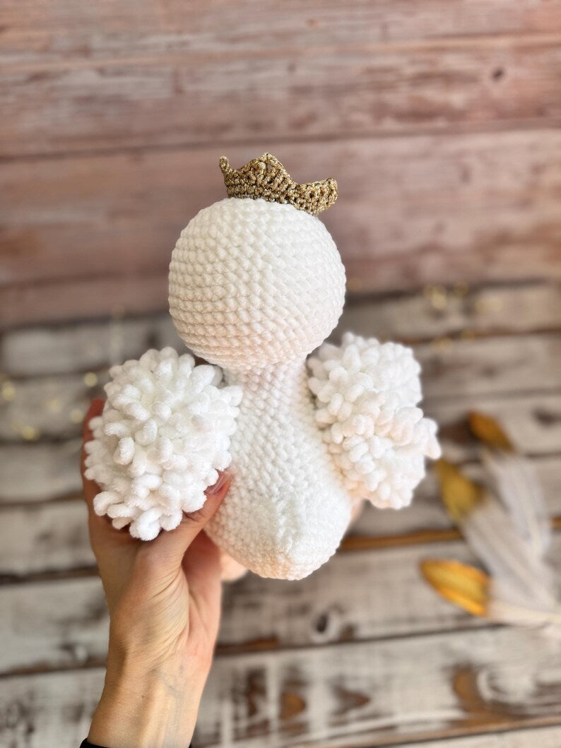 Crochet Swan Decor, Princess Swan Keepsake, Handmade White Swan Plush, Fairytale Nursery Decor, Baby Shower Gift