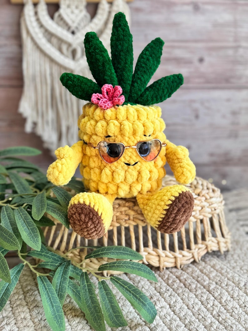Crochet Pineapple Kitchen Decor, Handmade Pineapple Ornament, Tropical Fruit Collectible, Shelf Decor, Funny Housewarming Gift