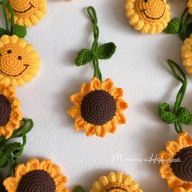 Crochet Sunflower Keychain: Handmade Cotton Bag Charm