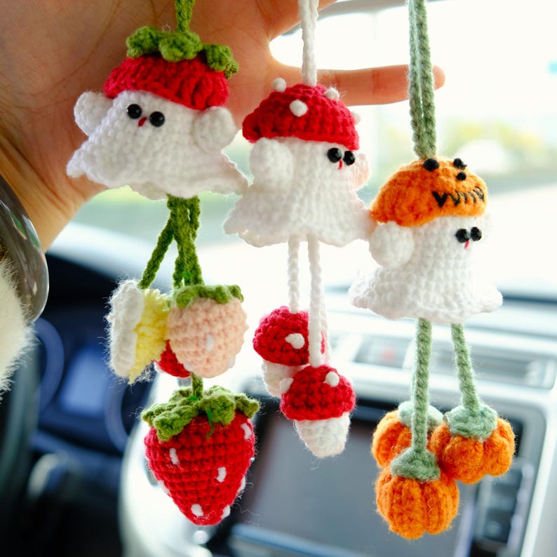 Crochet Ghost Car Mirror Hanging, Kawaii Strawberry & Mushroom Car Rearview Charm, Spooky Cute Halloween Car Accessories