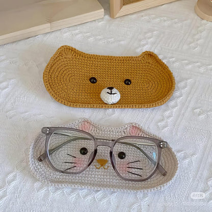 Crochet Bear Glasses Holder: Acrylic Eyeglass Tray