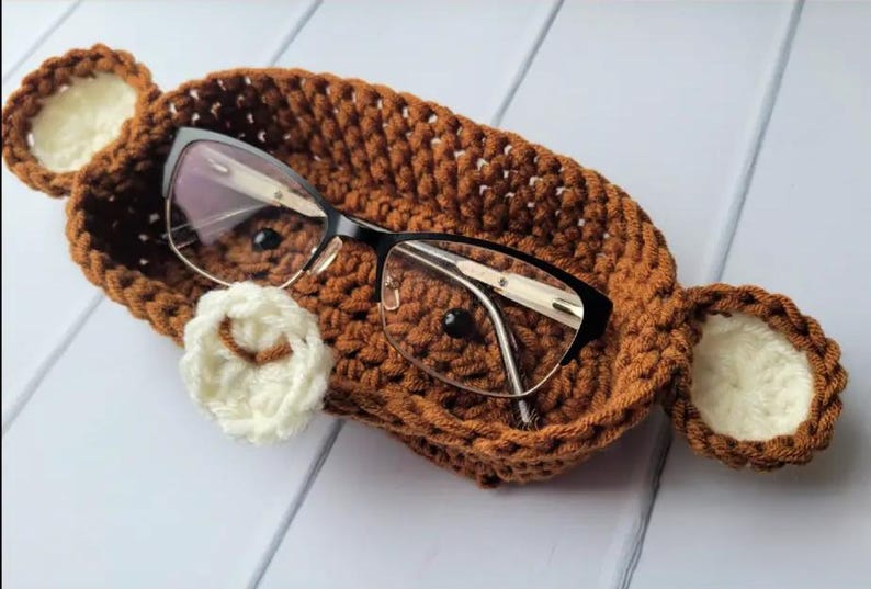 Crochet Animal Glasses Holder: Bear, Panda, Dog, Bee, Monkey, Frog
