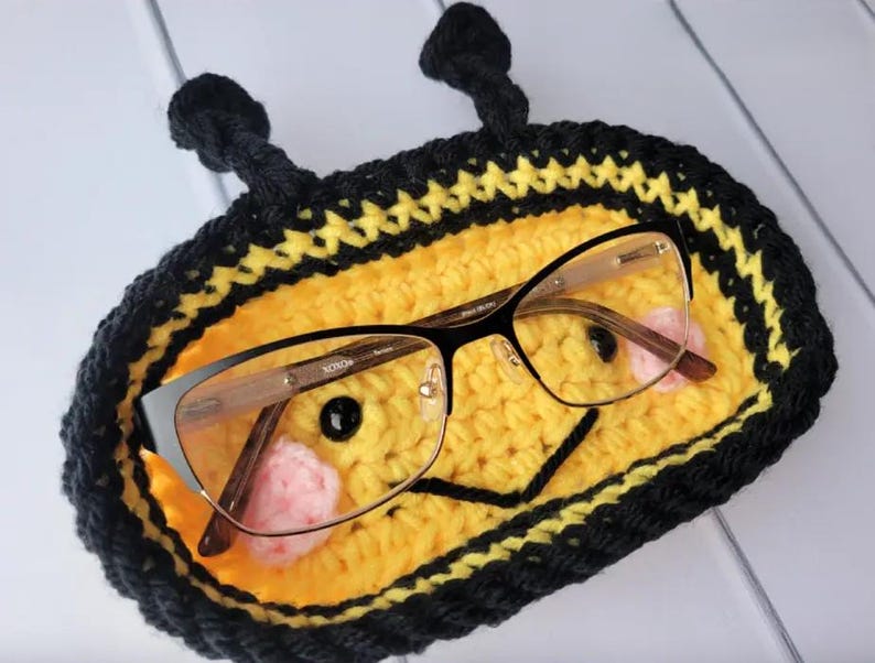 Crochet Animal Glasses Holder: Bear, Panda, Dog, Bee, Monkey, Frog