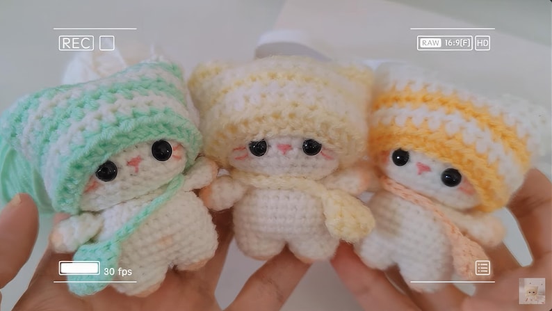 Crochet Cat Keychain: Handmade Amigurumi Beanie Cat Keyring