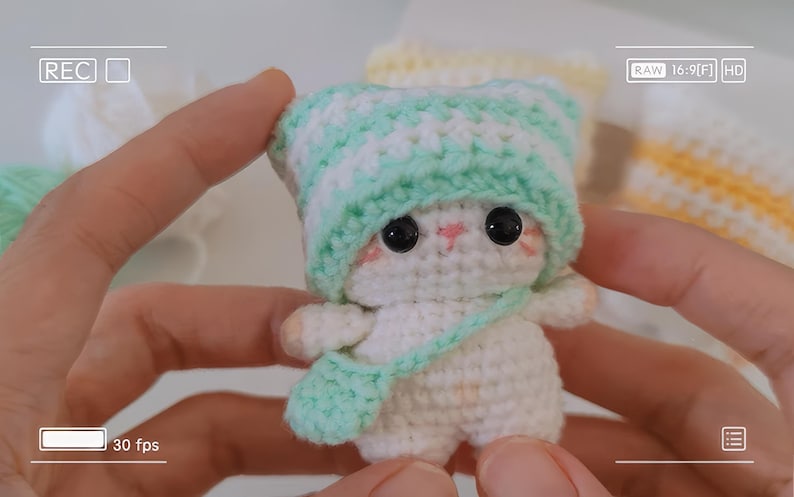 Crochet Cat Keychain: Handmade Amigurumi Beanie Cat Keyring