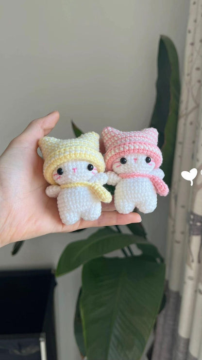Crochet Cat Keychain: Handmade Amigurumi Beanie Cat Keyring