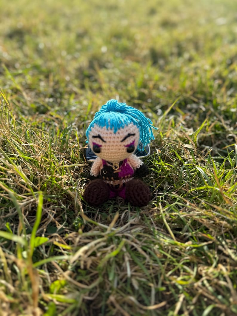 Arcane Jinx Crochet Plushie, League of Legends Doll, Personalized Keychain