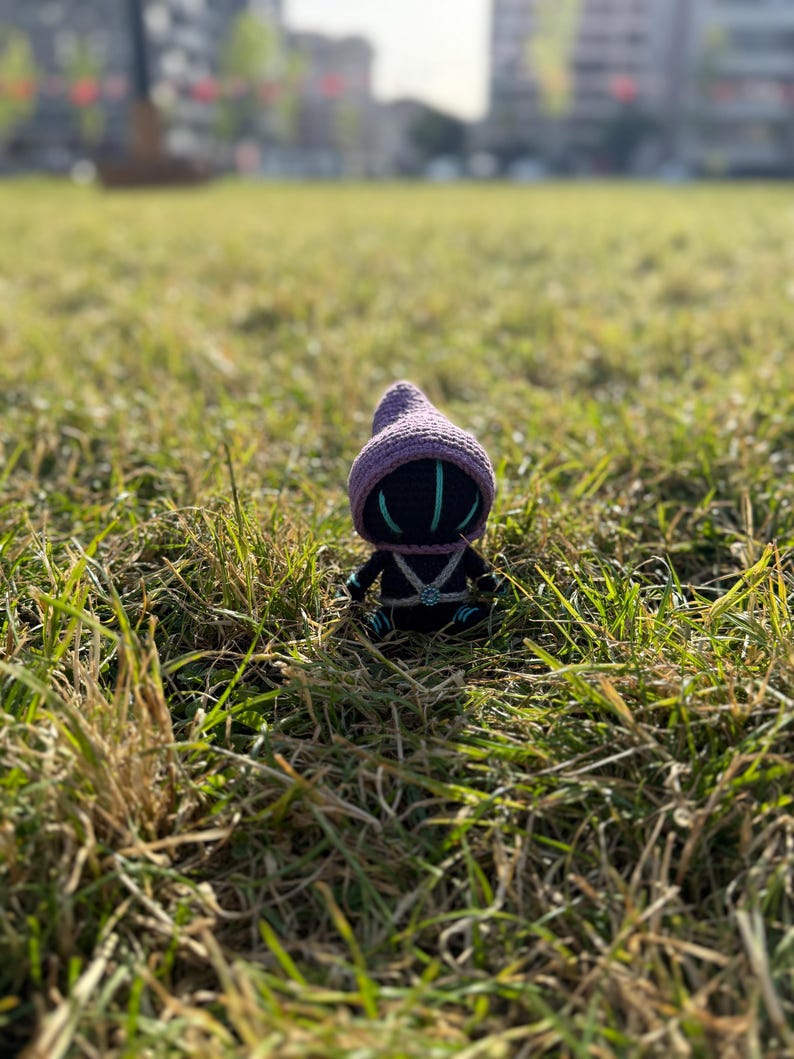Valorant Omen Keychain, Valorant Omen Plushie, Omen Doll, Amigurumi Omen, Valorant Characters, Omen Figure, Valorant Gift, Valorant Idea