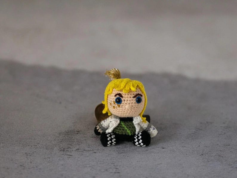 Crochet Deadlock Keychain, Valorant Deadlock Plush, Valorant Characters, Deadlock Figure, Amigurumi Valorant, Valorant Fan Art