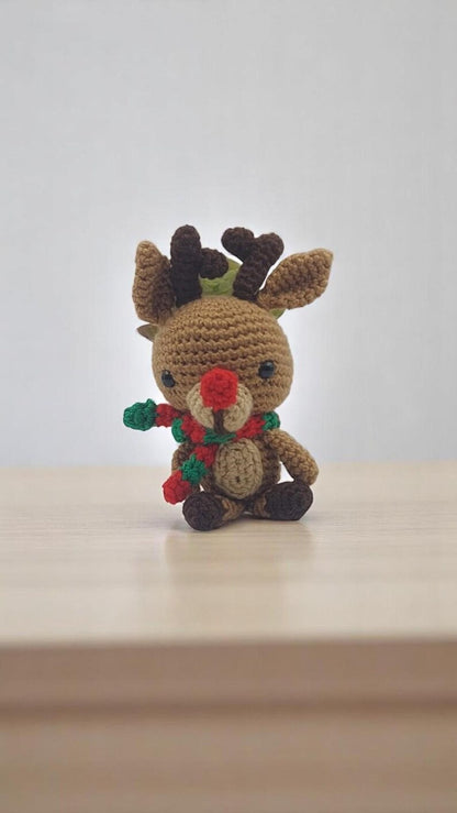 Handmade Christmas Reindeer Amigurumi – Crochet Christmas Decor – Cute Plush Toy – Xmas Gift for Kids & Home Decoration, Christmas Ornament
