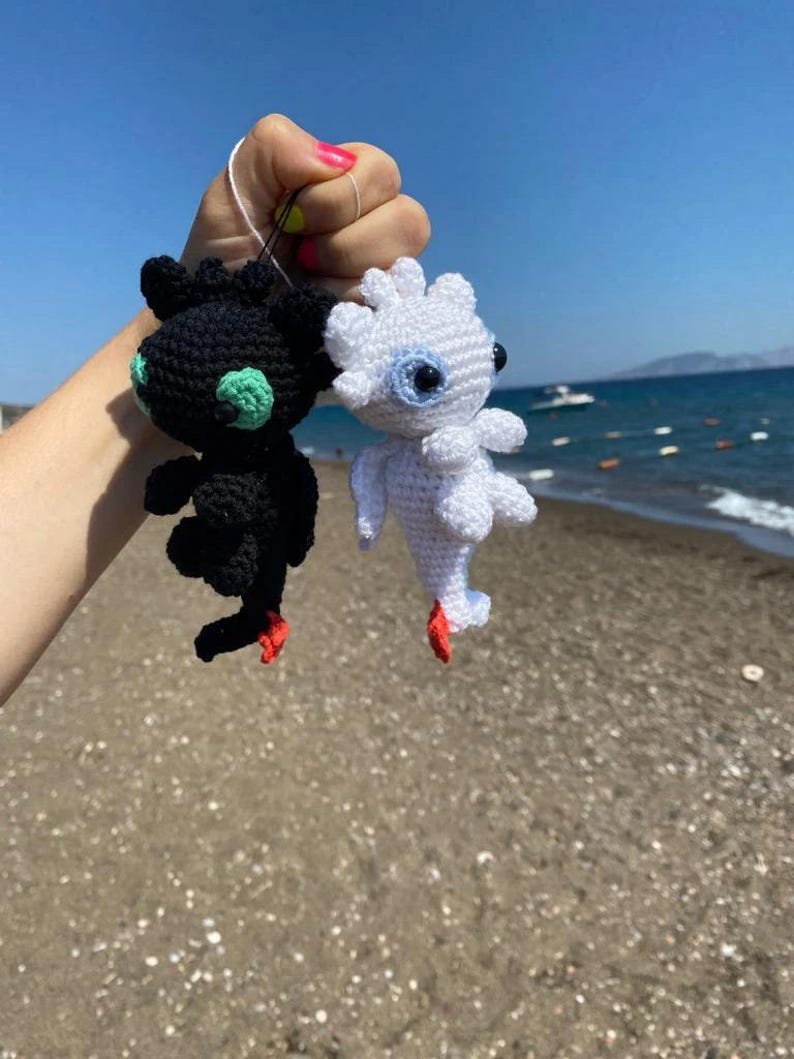 Toothless Dragon Crochet, Toothless Dragon Plushie, Night Fury, Light Fury,HTTYD,How To Train Your Dragon,Toothless Keychain,ToothlessFanArt