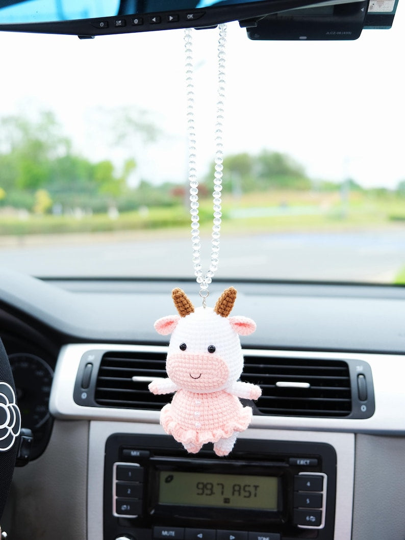 Crochet Cow Car Mirror Hanging Accessory, Cute Smiley Cow Car Rear View Mirror Accessory, Interior Car Accessory for Women/Teens/Couple