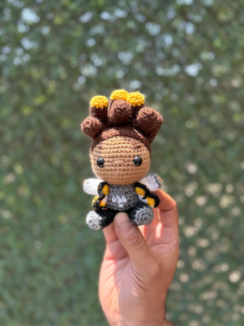 Crochet Valorant Keychain, Phoenix Plush, Phoenix Doll, Amigurumi Phoenix, Valorant Character Phoenix Keychain, Phoenix Figure,Valorant Gift