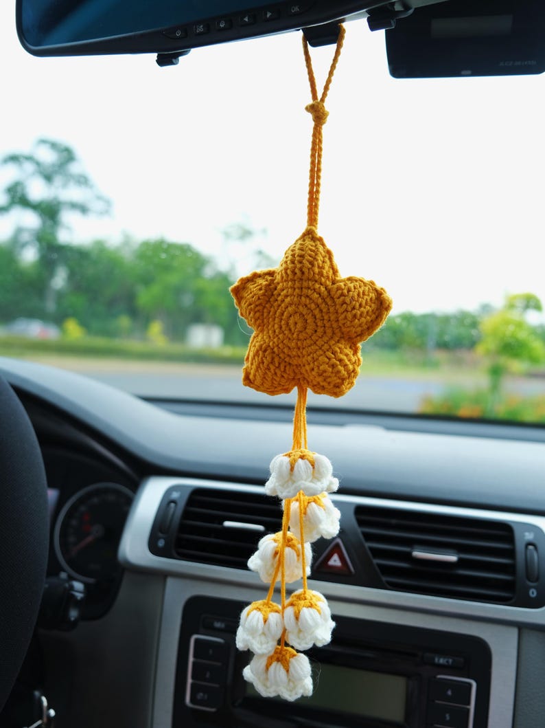 Crochet Star & Flower Car Mirror Hanging Accessories, Lily of the Valley Tassel Rear View Mirror Ornament, Car Interior Accessory for Women