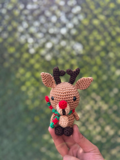 Handmade Christmas Reindeer Amigurumi – Crochet Christmas Decor – Cute Plush Toy – Xmas Gift for Kids & Home Decoration, Christmas Ornament