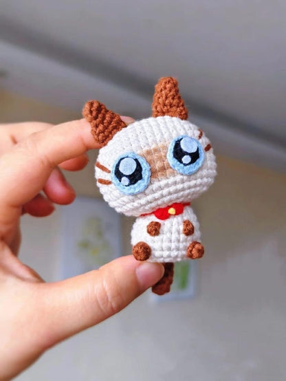 Crochet Cat Keychain: Big-Eyed Amigurumi Plushie - Handmade Cotton Yarn
