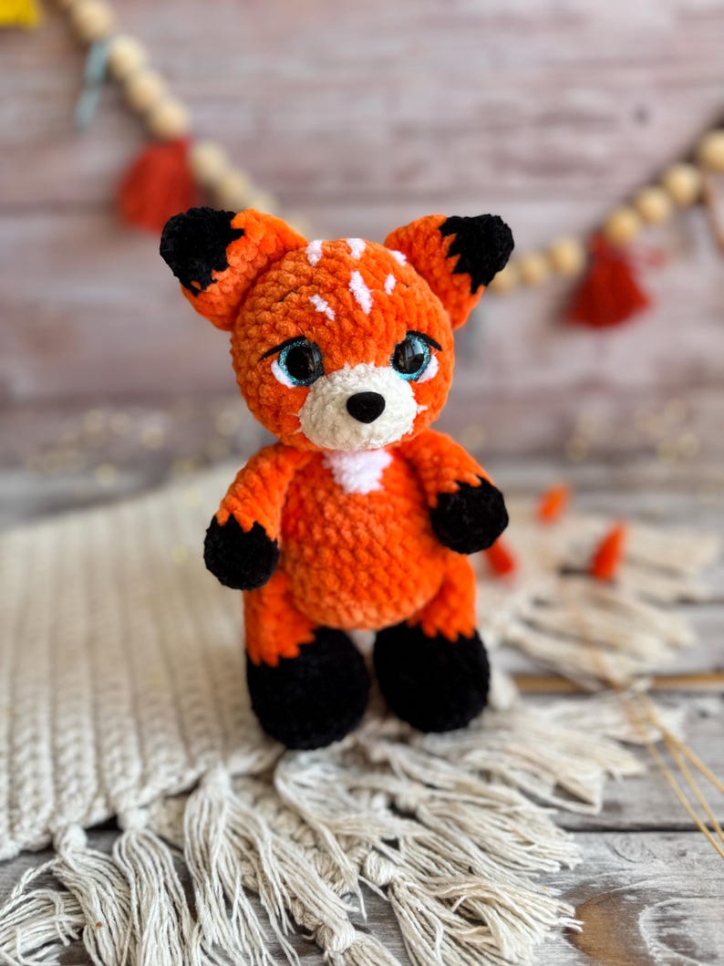 Crochet Fox Amigurumi Figure, Handmade Fox Decor, Woodland Animal Collectible, Forest Decor, Fox Lover Gift