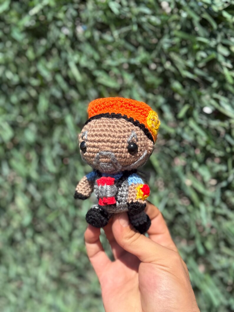 Valorant Brimstone Plushie, Valorant Brimstone Keychain, Valorant Brimstone Doll, Amigurumi Brimstone, Brimstone Figure, Valorant Keychain