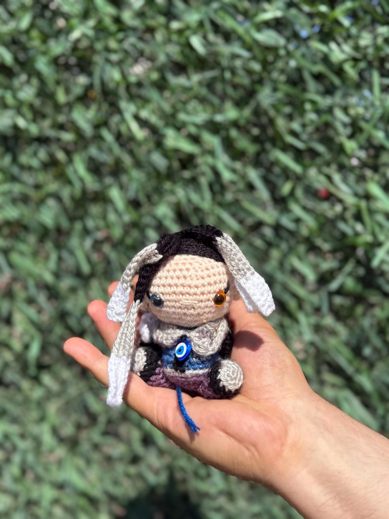Amigurumi Valorant Fade Plush, Valorant Fade Keychain, Fade Doll, Amigurumi Fade, Valorant Character Fade, Fade Figure, Fade Computer Decor