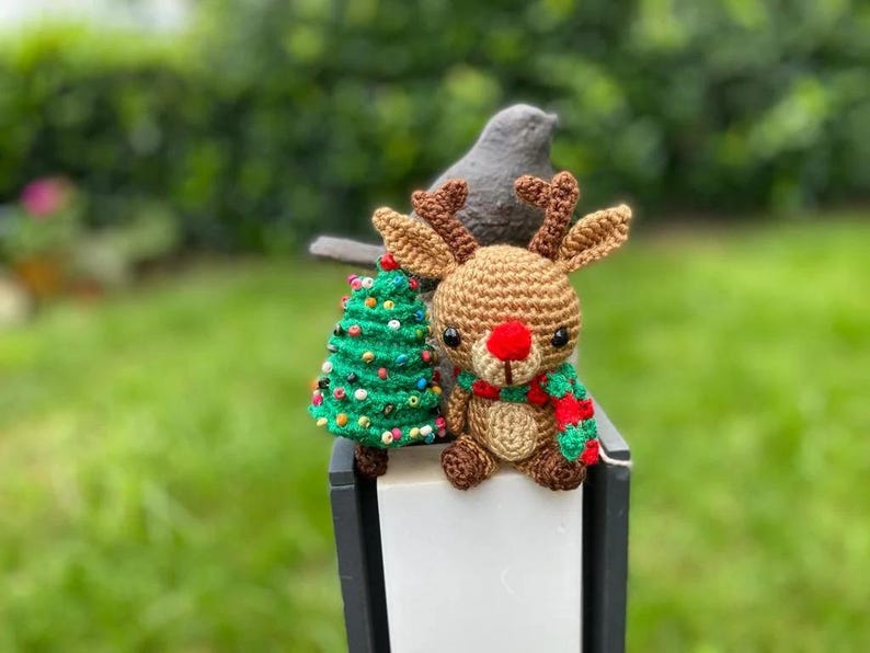 Crochet Christmas Ornaments, Christmas Keychain, Christmas Tree Ornament, Santa Claus Ornament, Santa Claus Keychain, Reindeer Keychain