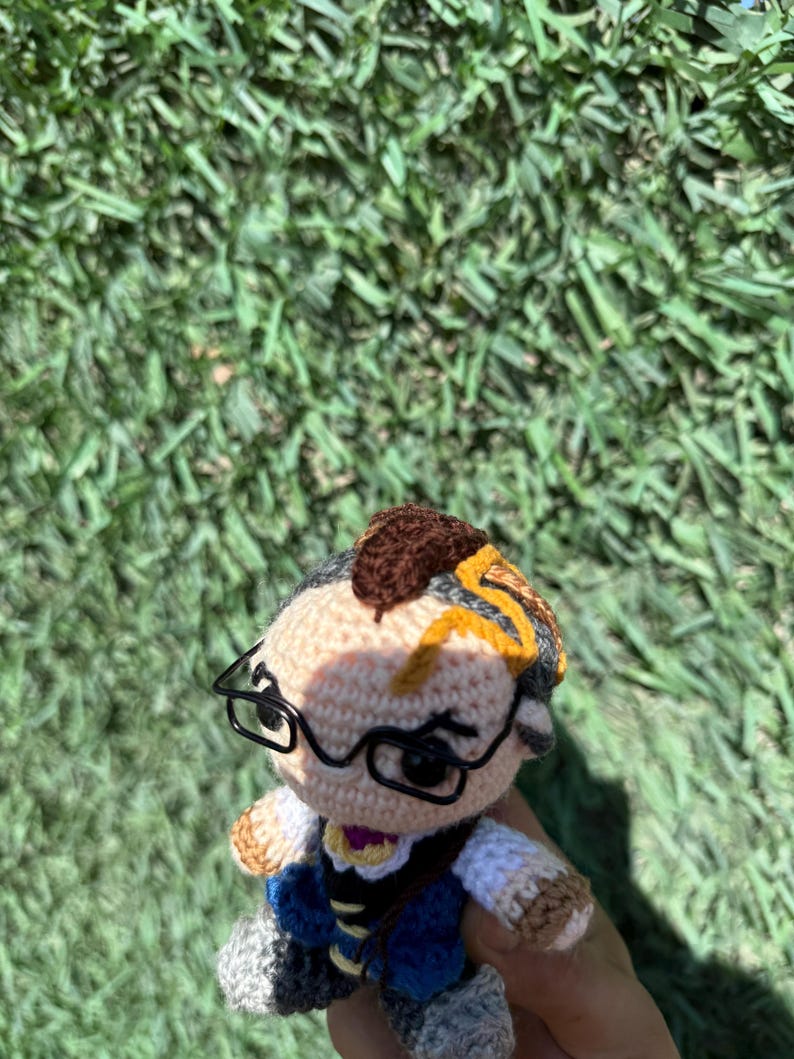 Valorant Chamber Crochet Doll, Valorant Chamber Plushie, Valorant Amigurumi, Valorant Character Chamber, Chamber Figure, Valorant Gift