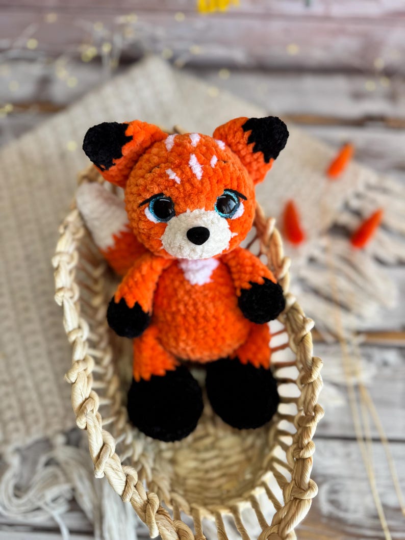 Crochet Fox Amigurumi Figure, Handmade Fox Decor, Woodland Animal Collectible, Forest Decor, Fox Lover Gift